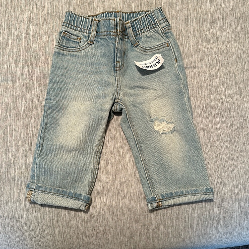 Old Navy boy jeans 6-12 months (NWT)